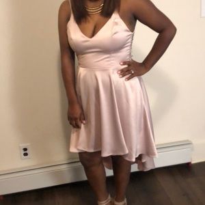 Size 13 pink dress. Perfect for any ocassion